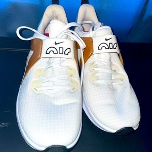 Nike air max bella tr 5